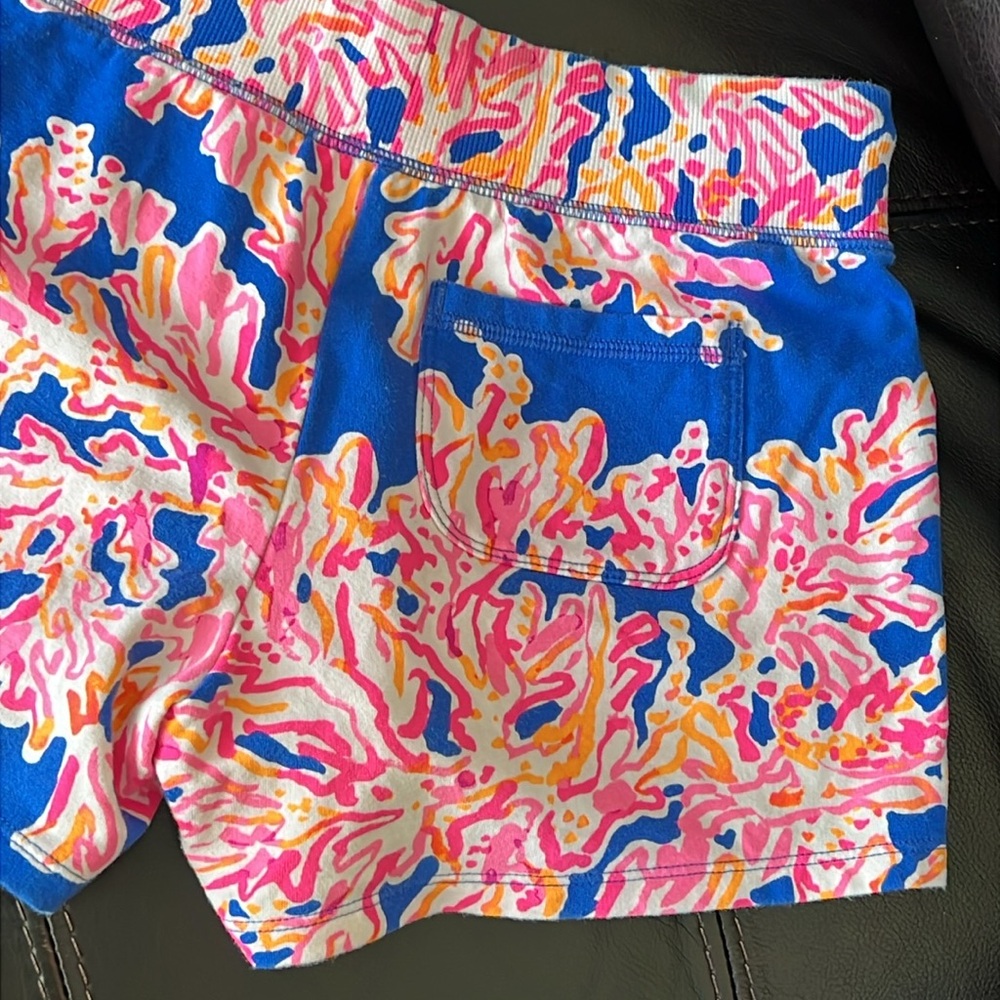 Lilly Pulitzer Electric Blue and Pink Coral Shorts - Picture 6 of 8